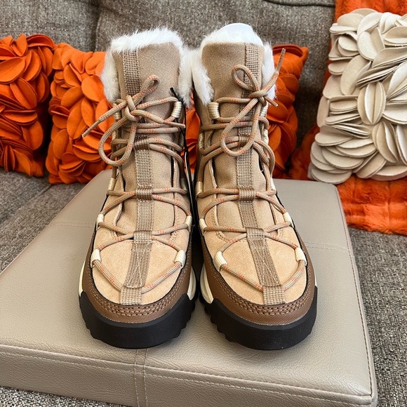 ❣️🆕Sorel Ona RMX Glacy Waterproof Cold-Weather
Boots❣️ - Picture 3 of 11